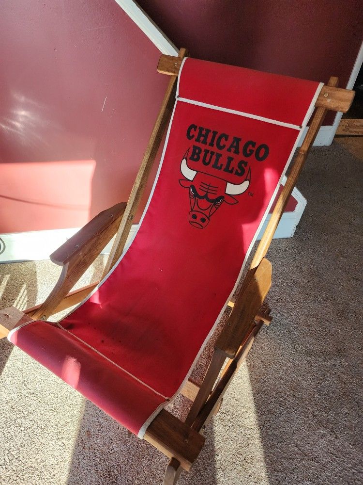 Chicago Bulls Vintage Sling Beach Chair 