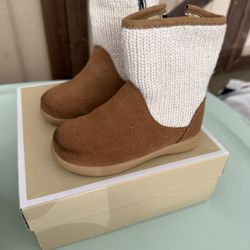 UGG boots infant girls size 6