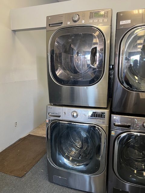 LG FRONT LOAD WASHER 5.2 CU FT AND DRYER 7.4 CU FT / WE DELIVER
