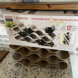 Wavy Wine Rack - Seville Classics Home 