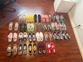 MENS SIZE 9 VANS FOR SALE