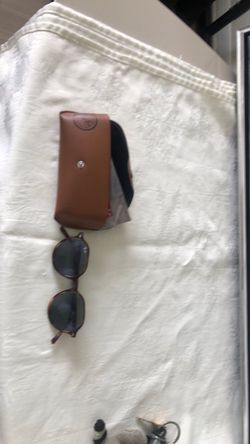 Shades/ Ray- Ban women’s shades/ glasses