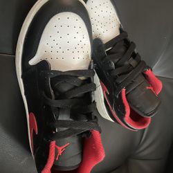Red Black Nike For Sale 