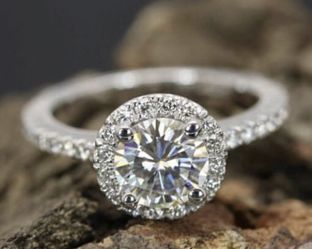 New 18 k white gold wedding ring set engagement ring