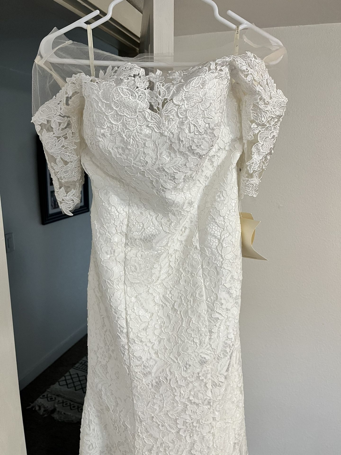Wedding dress