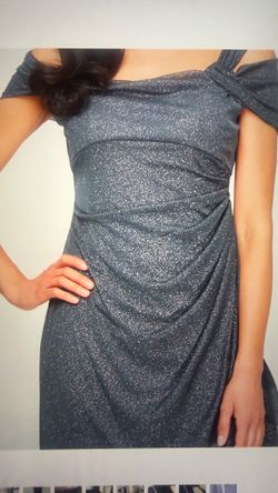 Alex Evwnings Dress