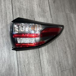 Passenger Tail Light Quarter Panel Mounted Fits 15-18 NISSAN MURANO #7833