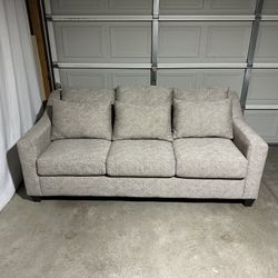 Contemporary Sofa *Free Delivery*