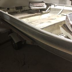 12 Foot Valco Aluminum Boat With Mercury Outboard