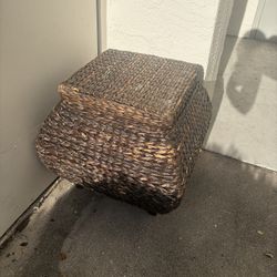 Outdoor Wick Basket 
