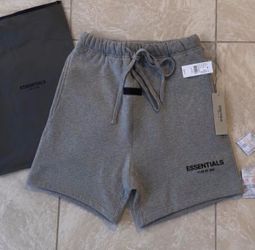 FEAR OF GOD • SHORTS size M