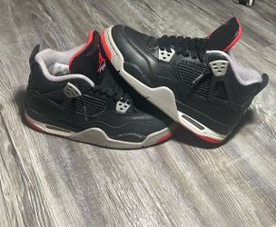 Air Jordan 4 Retro Bred  Size 4.5Y