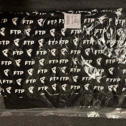 FTP X FAMOUS ALL OVER PRINT ZIP UP XL