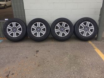 18" FORD F-150 EXPEDITION LINCOLN NAVIGATOR WHEELS AND TIRES