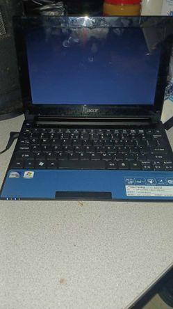 Acer Aspire One Mini Laptop 