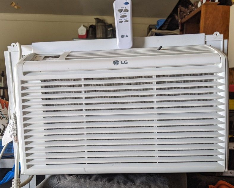 LG 6000 BTU Air Conditioner