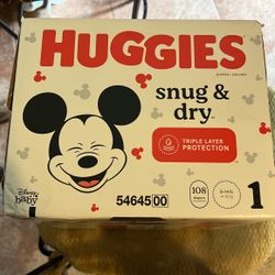 Huggies Snug Dry Pampers 108 Count ,New in the box,$25.00