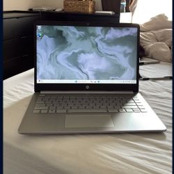 HP Laptop Ryzen 3  4GB Ram 256GB SSD