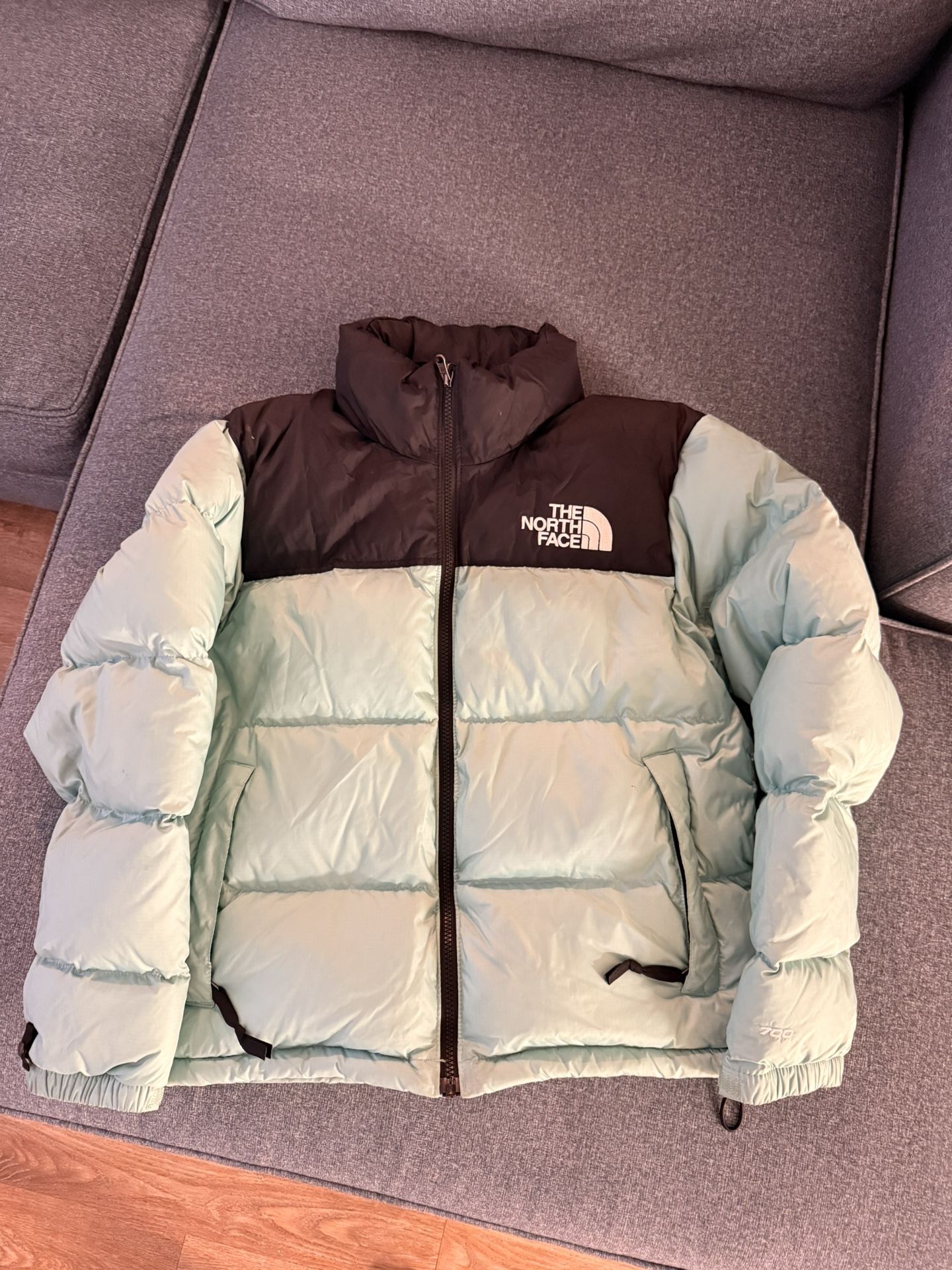 WOMENS NORTHFACE 700