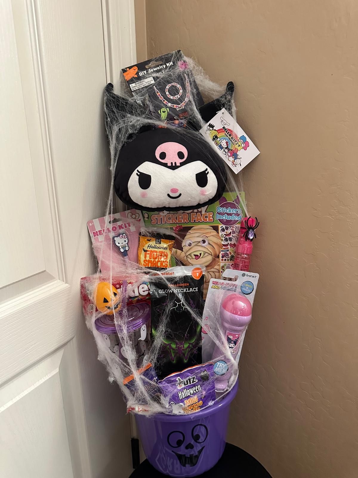Kuromi🖤💜 BoO Bucket