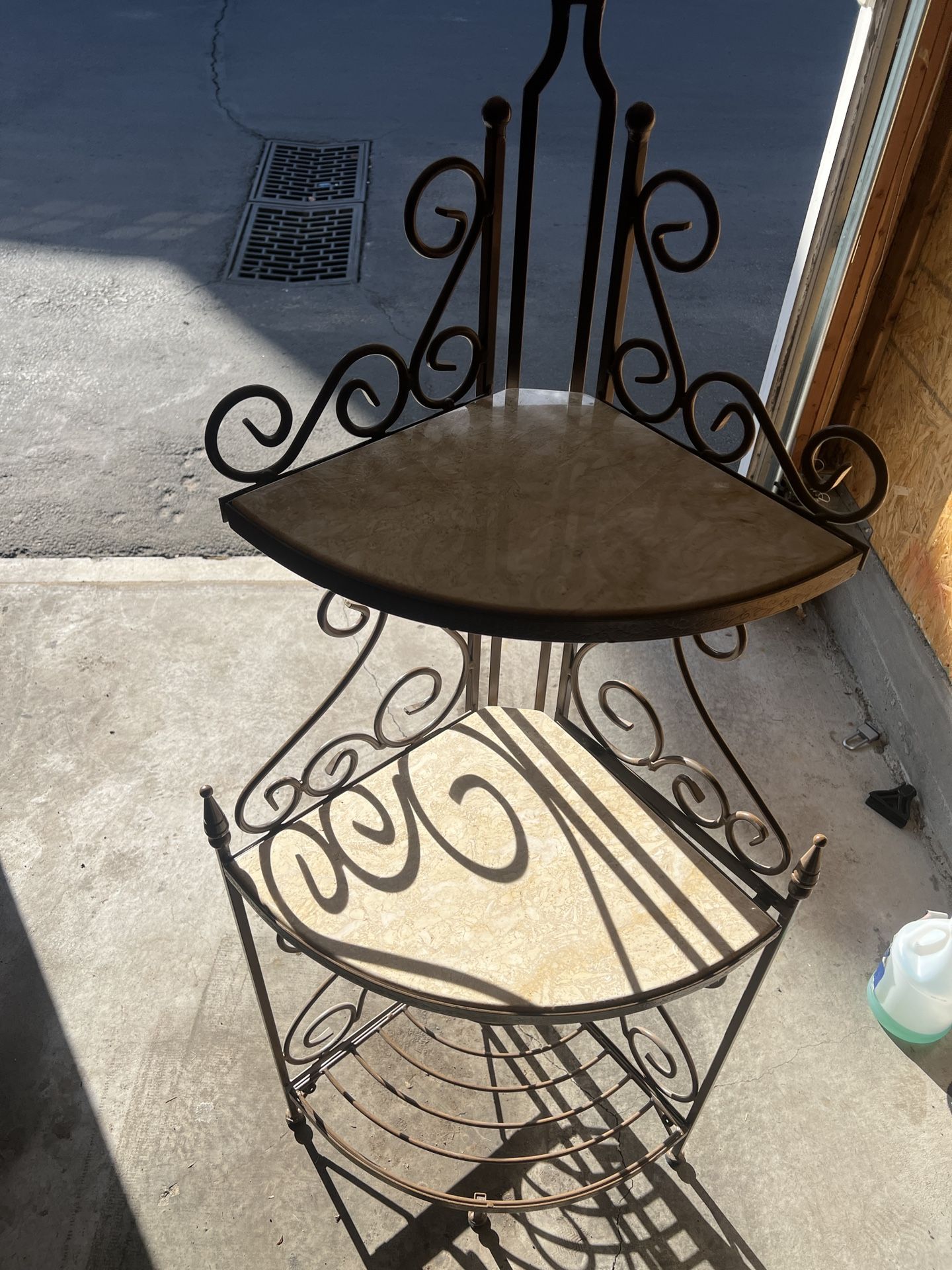 Antique Metal And Marble foldable shelve stand