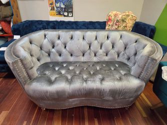 Velvet Glam Loveseat
