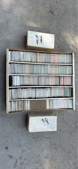 89-91 Football card lot