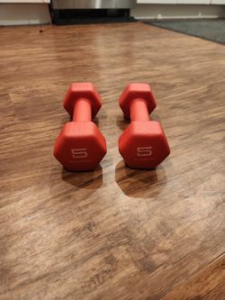 5lb dumbells (2 Total)
