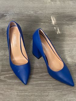 Ambelight Blue Block Heel Pumps