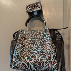 Patricia Nash Bag With Small Wallet