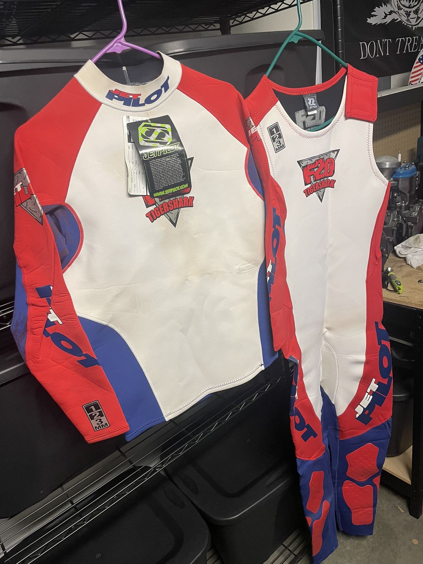Jet pilot F20 Tiger shark Wet Suit