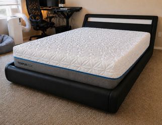 Very Nice Full Tempur-Pedic Tempur-Cloud Elite 12.5" Mattress and Leather Platform Bed Frame