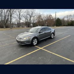 2011 Ford Taurus