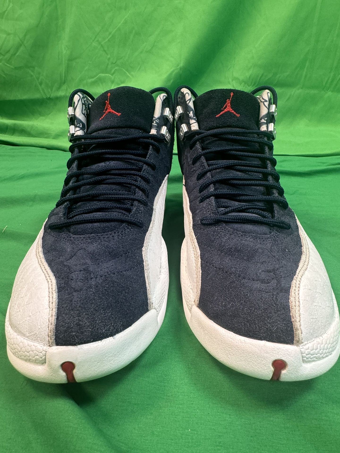 Air Jordan 12 “International Flight” Size 11