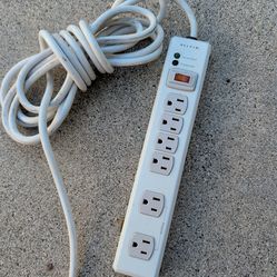 Power strip, heavy duty