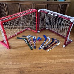 Mini Hockey Play Set With Two Nets