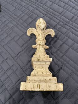 Rustic Fleur-de-lis Decoration