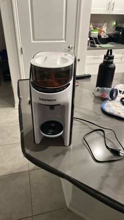 Baby Brezza Formula Pro Baby Bottle Maker