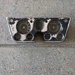 67-72 Chevy C10 20 Blazer Gauge Cluster 