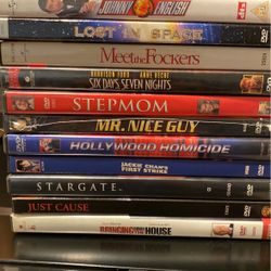 12 Popular Movie DVDS