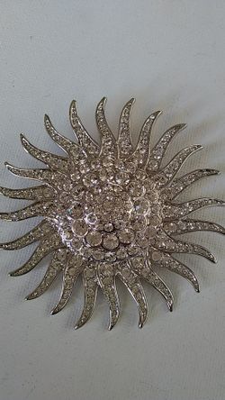 Sun brooch