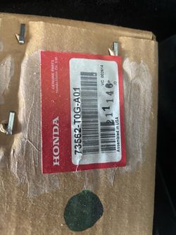 Honda Genuine Part 73562-T0G-A01