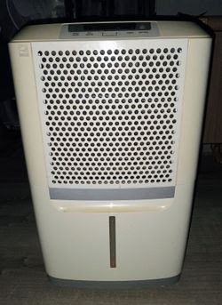 Frigidaire Dehumidifier 70 pint