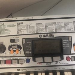 Yamaha Keyboard 