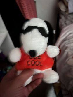 Palm Pals Mini Peanuts - Joe Cool Snoopy 5-Inch Plush Toy New
