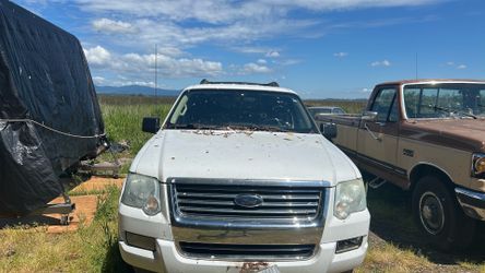 2002 Ford Explorer