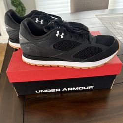 Men’s Under Armour Jogger Sneakers (With Box)