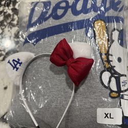 Dodger hello sweater and ears