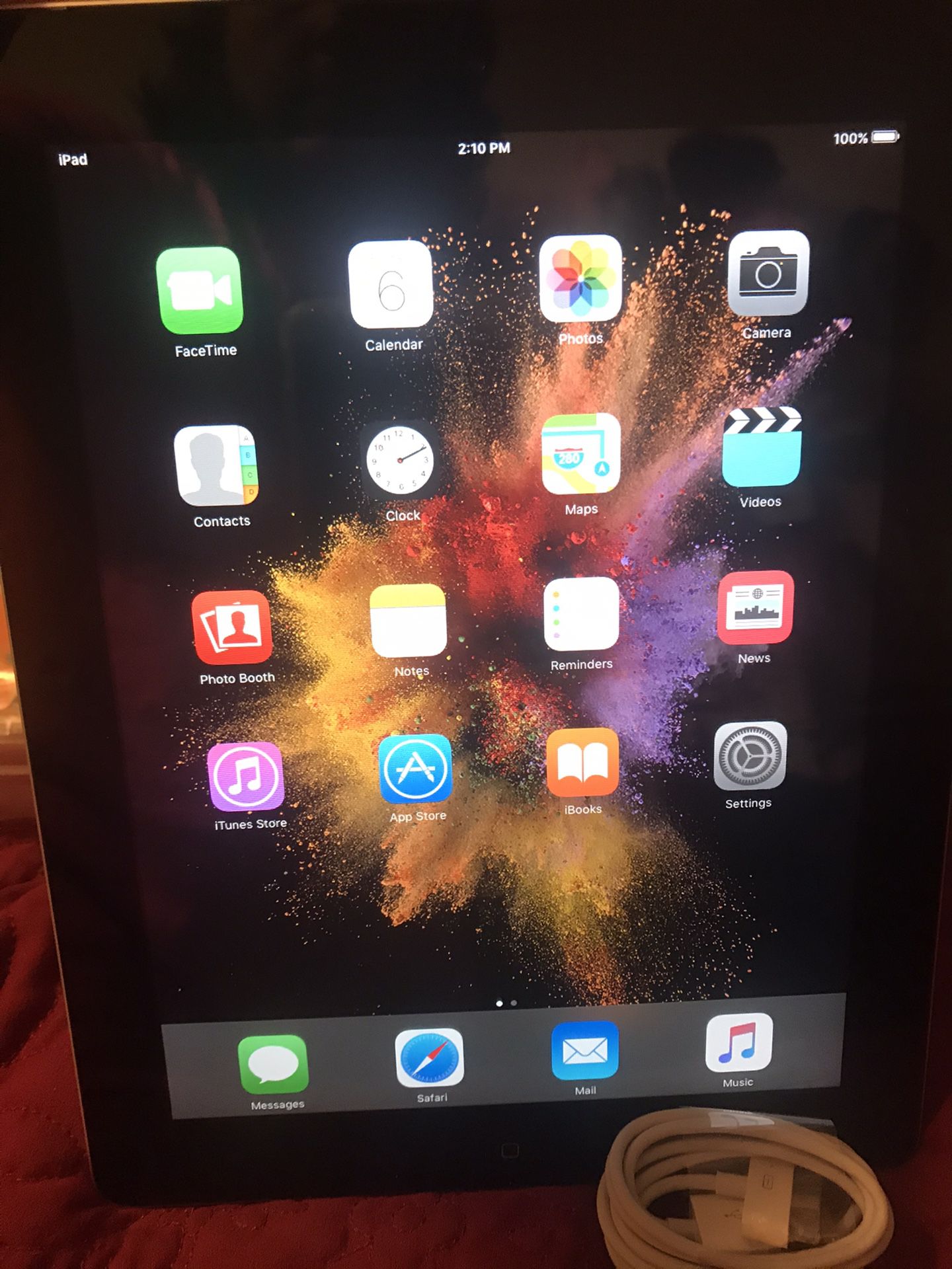 Apple I Pad 2 with case and chord