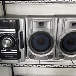. Sony radio  CD  &  Cassettes Player and 2 speakers.